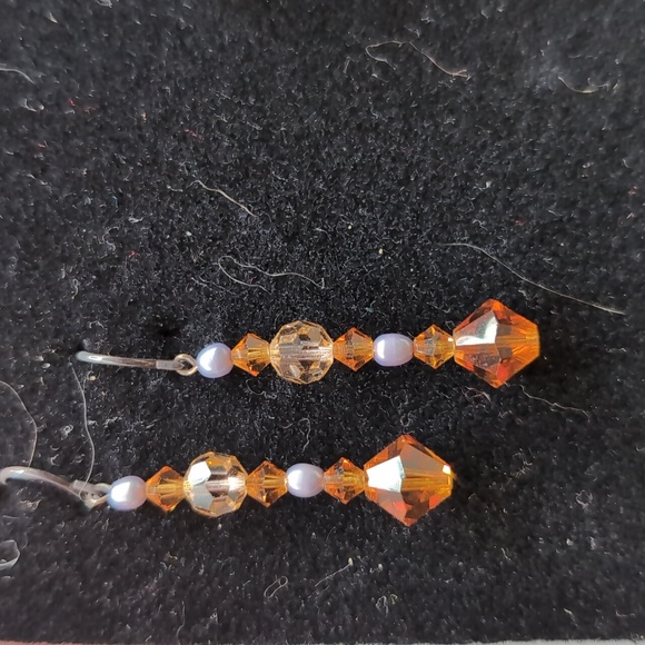 Heidi Daus| Necklace Jewelry Set With Matching ring and 3 earrings set in Box - Picture 9 of 17